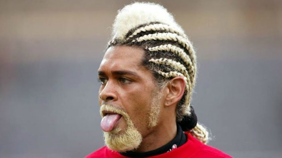Los 10 peinados más extravagantes del fútbol  Los jugadores de fútbol a  menudo son un ejemplo a  MARCAcom