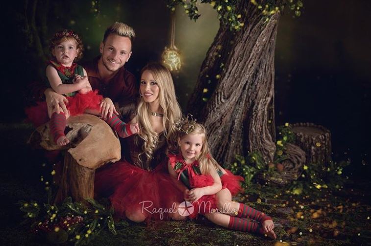 Ivan Rakitic with his wife and children. (Credit: Instagram)