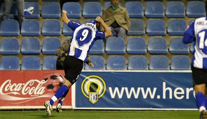 Rubn Navarro celebra el gol