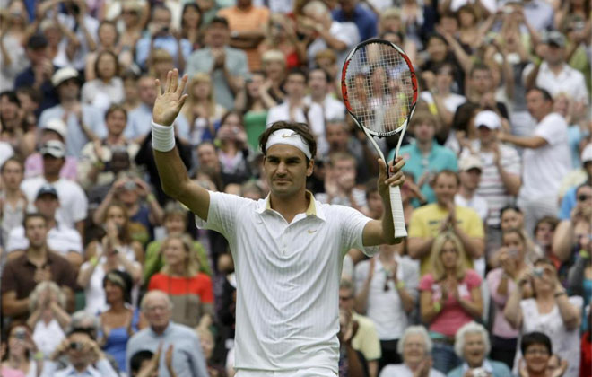 Federer arranca con victoria en Wimbledon.