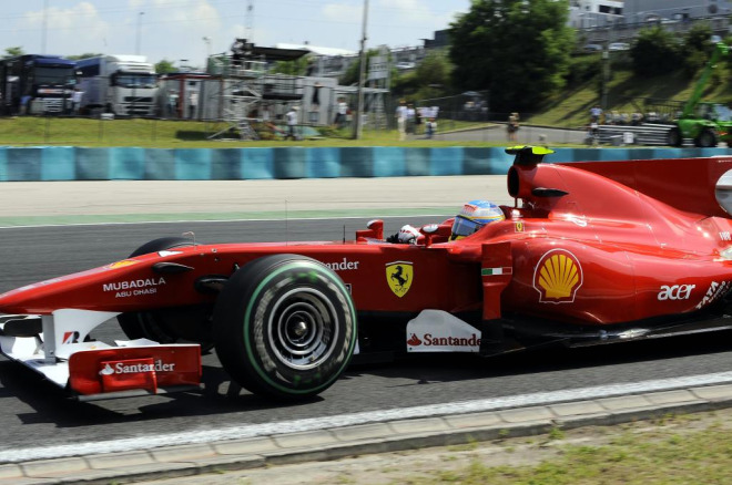 Fernando Alonso pudo aguantar la presin de Sebastian Vettel y retener una segunda posicin que sigue hacindole soar con el Mundial.