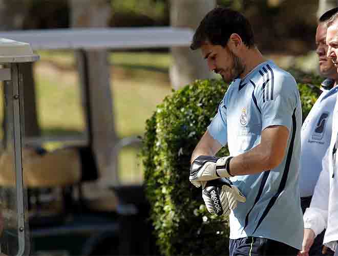 El meta del Real Madrid regres de sus vacaciones y ya trabaja junto a sus compaeros.