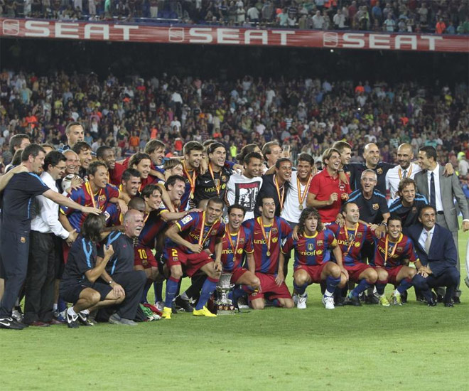 El Barcelona fue el de casi siempre. Los de Guardiola jugaron con el Sevilla y levantaron la Supercopa.