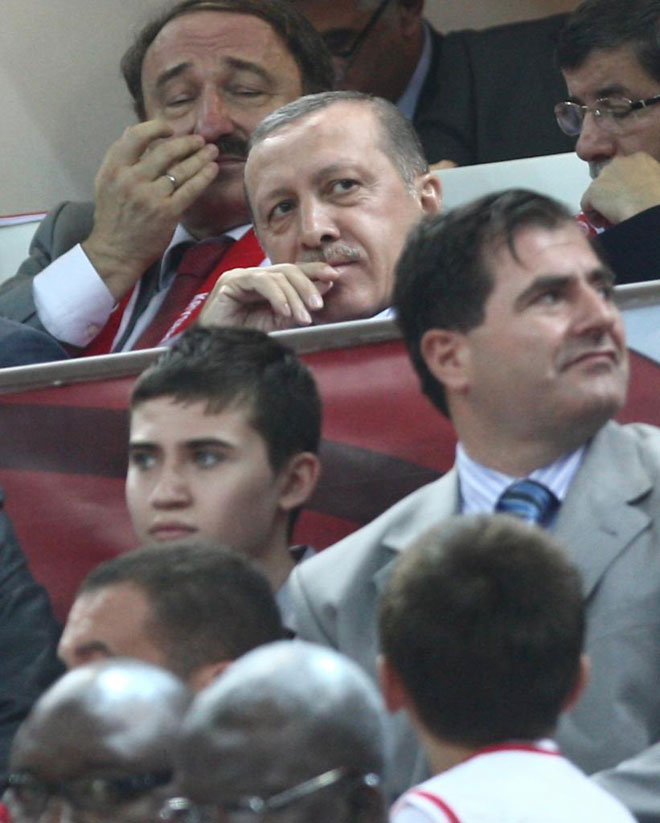 Recep Tayyip Erdogan, primer ministro de Turqua, no poda falta a la final del Mundial entre su pas y Estados Unidos.