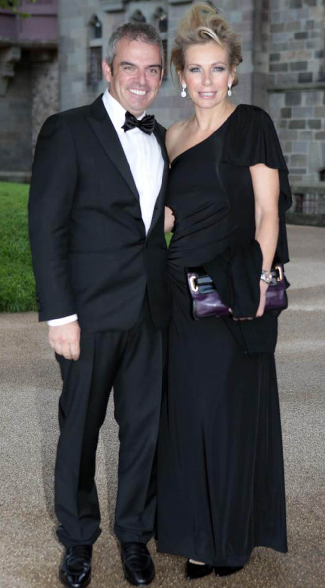 El vice-capitn europeo, el irlands Paul McGinley, acude con su mujer Alison a la cena de gala en el Castillo de Cardiff (Wales).