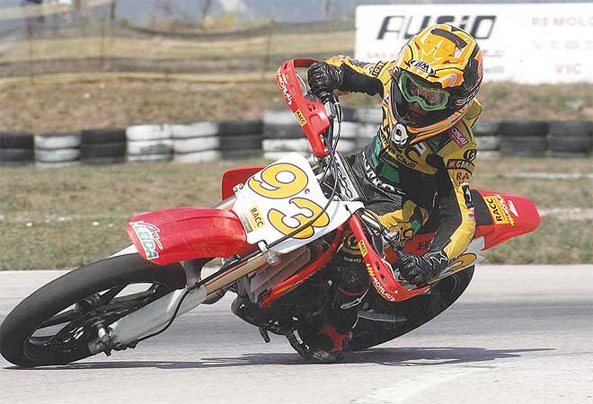 En sus inicios, Marc fue Campen de Catalunya en 2001 de Enduro antes de pasarse a los circuitos.