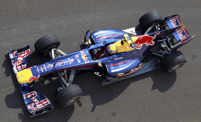 Vettel consigui el mejor tiempo en los entrenamientos libres del Gran Premio de Abu Dhabi demostrando que va a por todas en esta carrera.