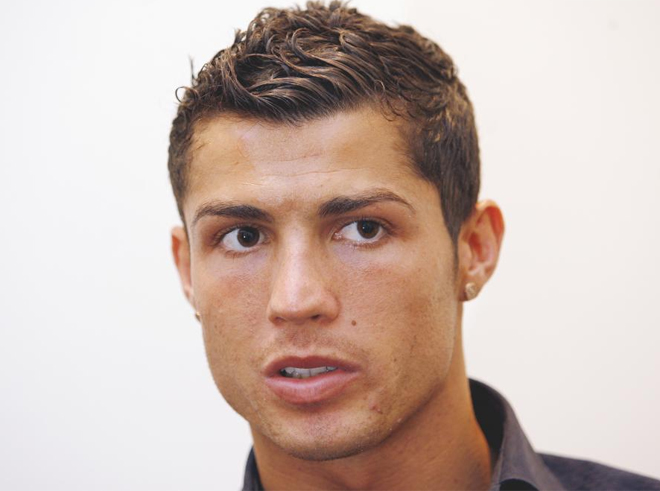 Cristiano llevaba un peinado menos radical cuando se anunci su fichaje por el Real Madrid