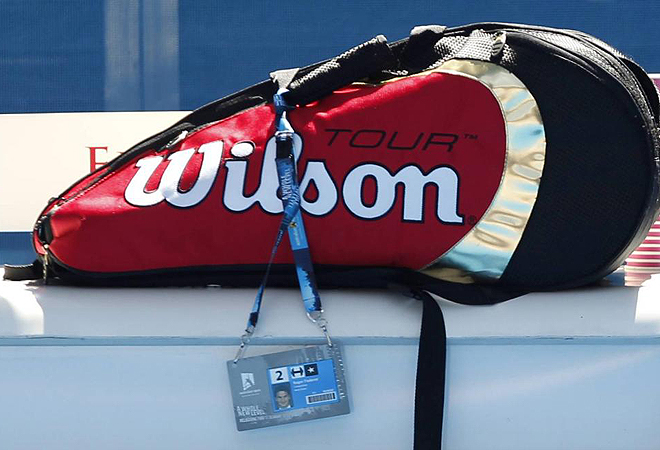 La imagen muestra el pase oficial de Roger Federer colgado de su mochila. El tenista suizo, como cualquier otro, tambin debe ir acreditado en el Open de Australia.