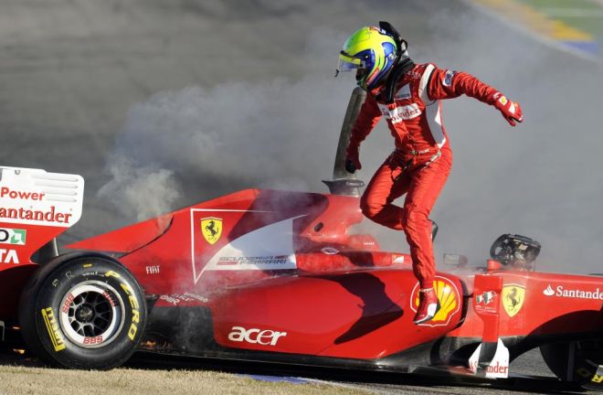 Felipe Massa no tuvo un buen inicio de pretemporada: en su primer da de entrenamientos con el F150 queno el motor del monoplaza.