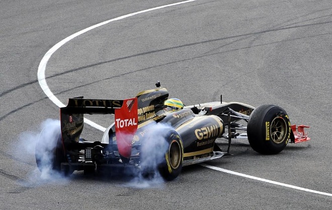 Senna tom este domingo el relevo de Heidfeld a los mandos del R31 de Renault. Era su oportunidad para demostrar que merece el asiento que deja libre Kubica tras su accidetne, aunque todo indica que el 'premio' ser para el germano.