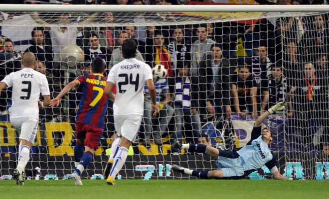 Messi fue el encargado de transformar el penalti que Albiol hizo a Villa. Marc por el centro y Casillas se tir a su izquierda.