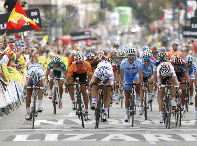 Wouter Weylandt ganó su primera etapa en una grande en la Vuelta a España de 2008. Su sprint en Valladolid fue imbatible.