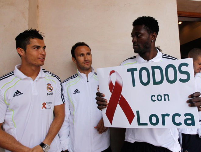 Los jugadores del Real Madrid han viajado a Murcia para jugar un amistoso destinado a recaudar fondos para las vctimas del sesmo de Lorca