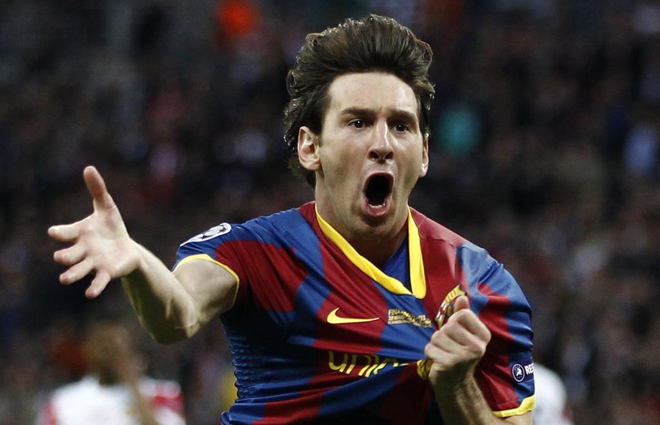 Messi no saba cmo celebrar el 2-1 que encarrilaba la victoria del Bara. 'Messias'.