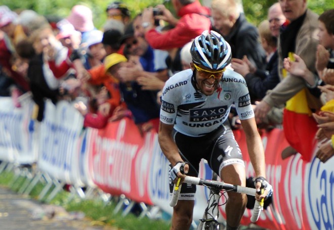 Contador ofreci en el Muro de Bretaa el primer ataque cuando la carretera picaba para arriba.