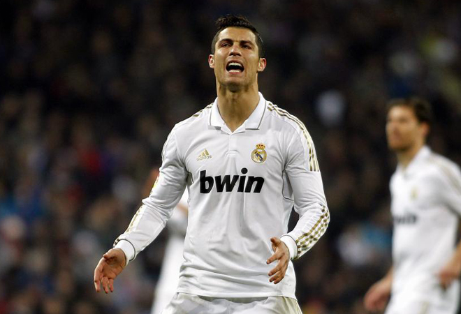 Cristiano Ronaldo no ha tenido una participacin decisiva en el 'clsico'. Apenas ha disfrutado de balones claros durante el partido. As mostraba su decepcin e impotencia.