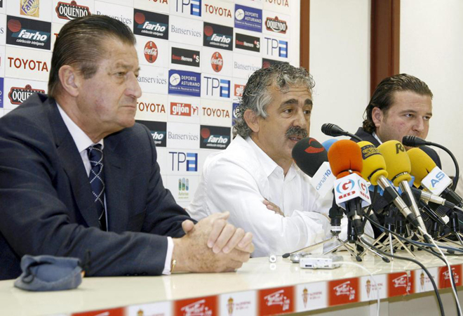 El idilio entre el Sporting y Manolo Preciado comenz en el verano de 2006 y dur hasta este martes. Con el equipo rojiblanco consigui un ascenso a Primera y tres permanencias en la mxima categora del ftbol espaol.