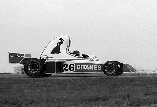 El ms alto de la F1. La chimenea del Ligier de 1976 no evit una ‘pole’ y tres podios de Laffite.