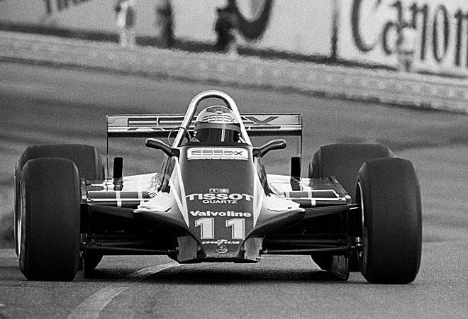 El invento, de 1980, le sali mal a Lotus. Su V sin ala delante trajo un segundo a De Angelis.
