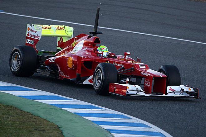 Felipe Massa hace los primeros kilmetros al Ferrari F2012 con el que la escudera italiana pretende recuperar el cetro mundial.