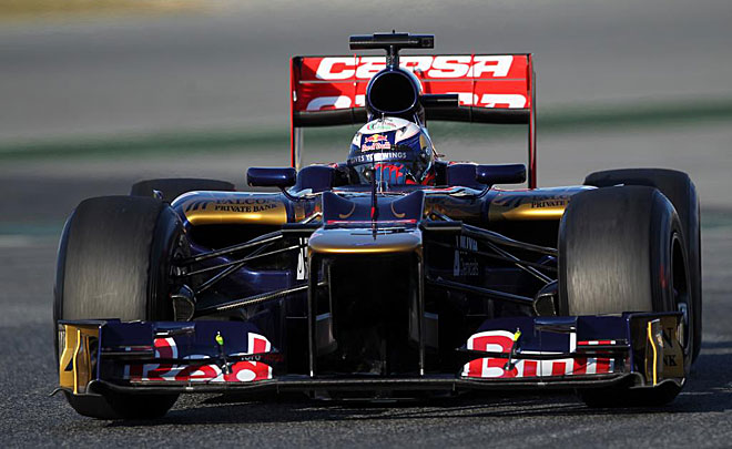 El australiano Daniel Ricciardo consigui buenos tiempos con el Toro Rosso y demostr que la escudera est mejor que el ao pasado.