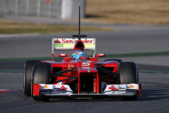 Si en Jerez fue Felipe Massa el que debut con el nuevo Ferrari en Montmel ha sido Fernando Alonso el que ha tenido que estrenar el F2012 en el circuito cataln.