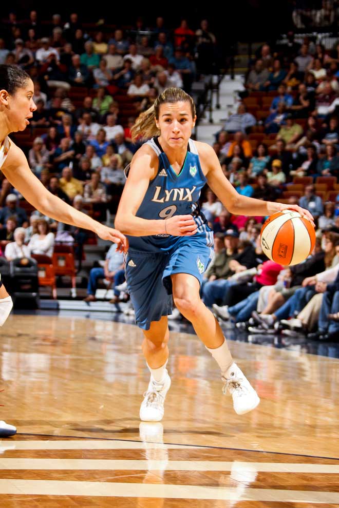 Victorioso debut de Queralt Casas en la WNBA. La espaola anot la canasta del triunfo de las Lynx en su primer partido de pretemporada.