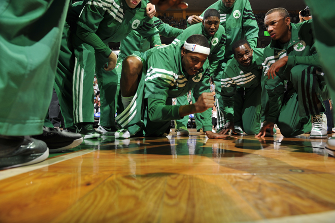Paul Pierce y el resto de los Boston Celtics invoc a la ancestral magia del Garden para que les guiara a la victoria. Funcion.