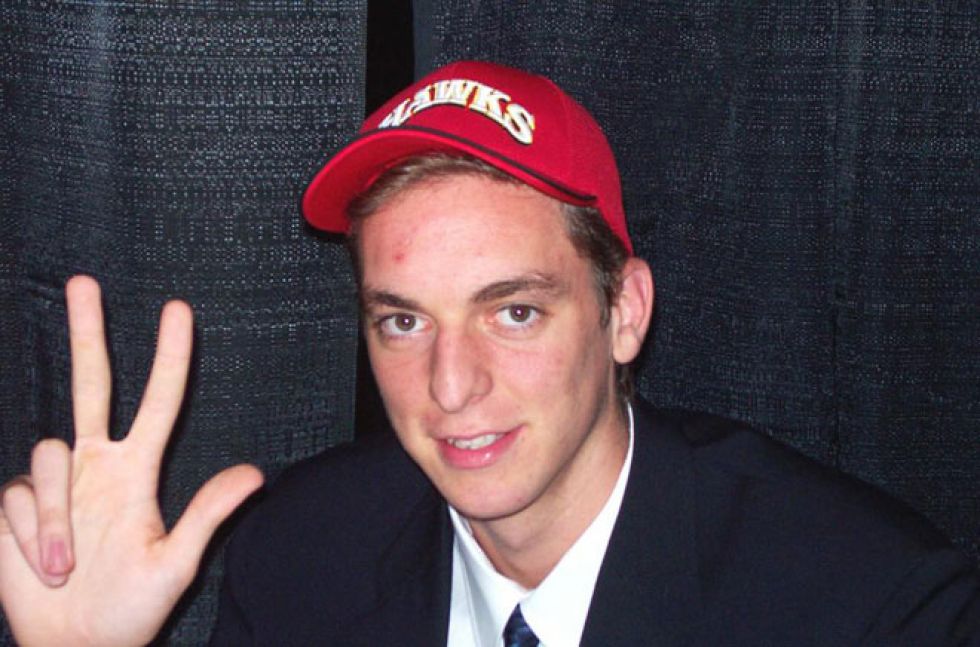 En 2001 Pau Gasol hizo historia al ser seleccionado por los Hawks con el nmero 3.