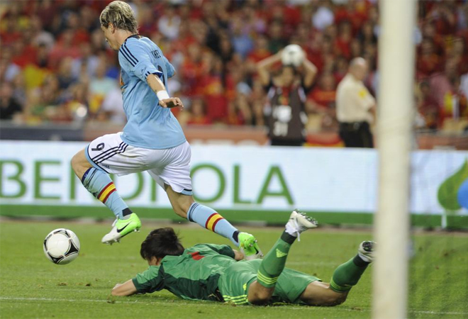 Fernando Torres disfrut de varias ocasiones de gol para abrir la lata ante China. El 'Nio' no pudo marcar en esta ocasin.