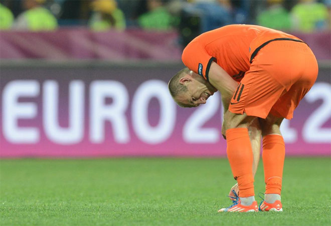 El internacional holandés se lamentó de la derrota ante Dinamarca.