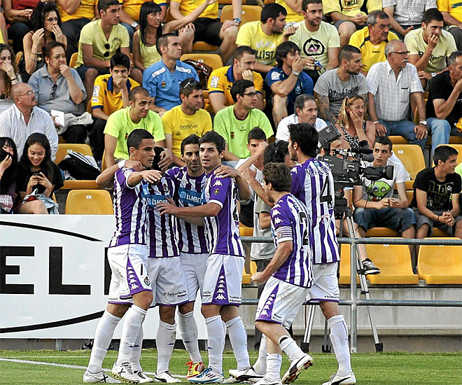 La victoria en Santo Domingo dej al Valladolid con un pie en Primera.