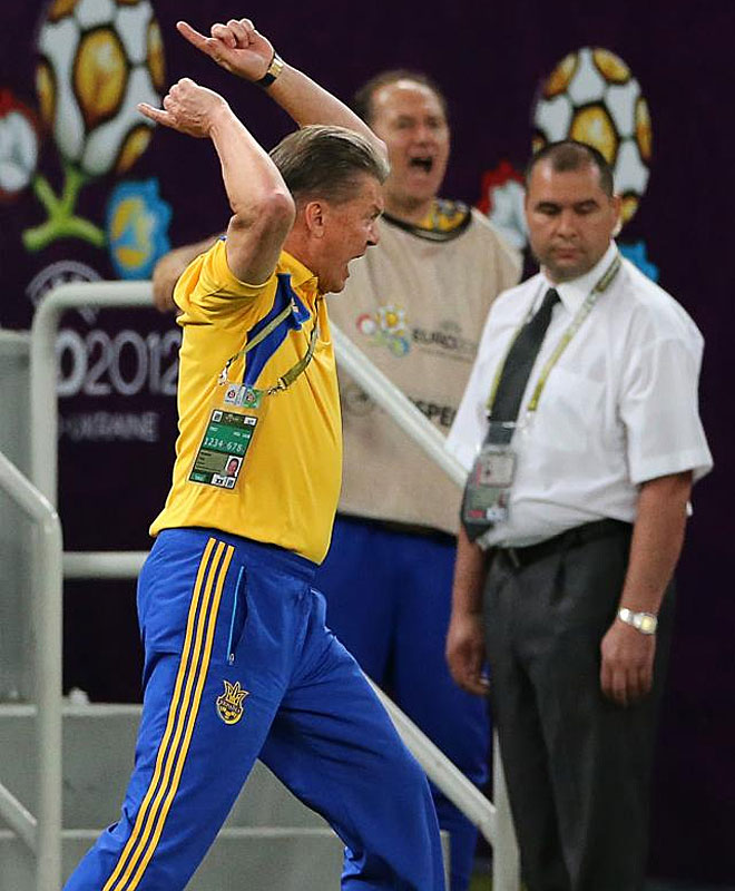 El mito ucraniano se dej la voz dando instrucciones a sus jugadores.