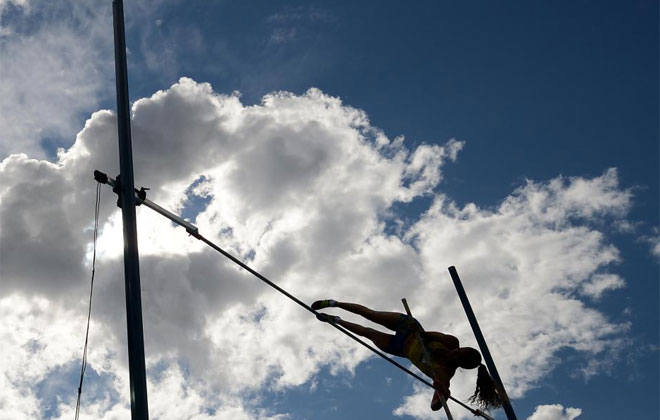 Las atletas de salto de altura comenzaron sus andanzas en Helsinki.