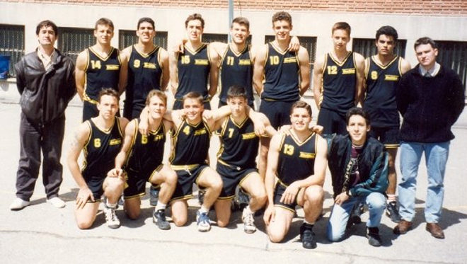 En 1994 el equipo juvenil del colegio San Viator de Madrid, liderado por Carlos Jimnez y FJ Martn, lograron la proeza de clasificarse a un Campeonato de Espaa juvenil que finalizaron en sptima posicin.