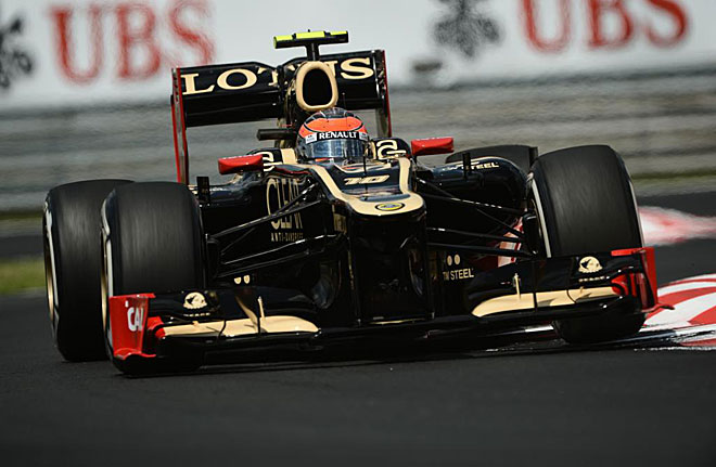 Romain Grosjean saldr segundo y Kimi Raikkonen, quinto dejando claro que los Lotus darn guerra en carrera.