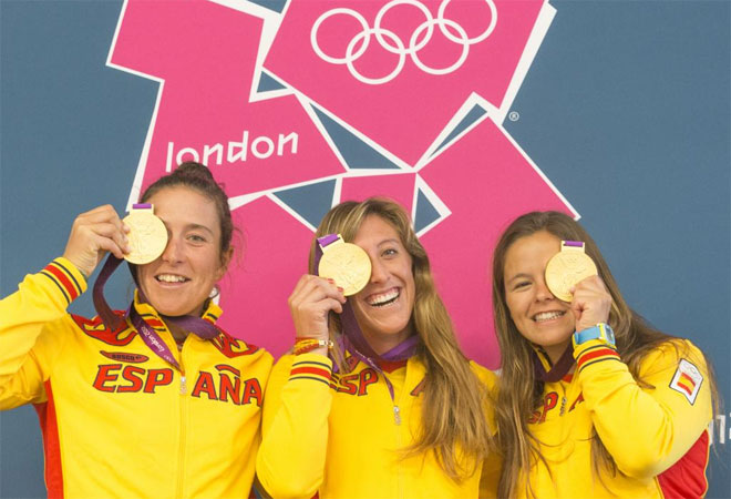 Tamara Echegoyen, Sofa Toro y Angela Pumariega logaron la medalla de oro en la clase Elliott 6m. El tercero oro de Espaa, el segundo de la vela.
