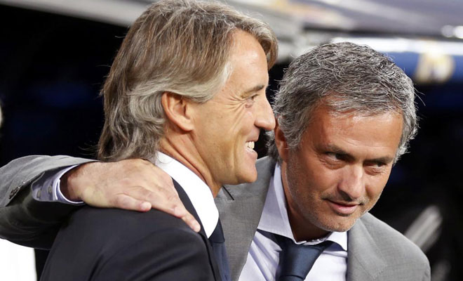Cmo no poda ser de otra manera, Mourinho y Mancini se saludaron antes del comienzo del encuentro.