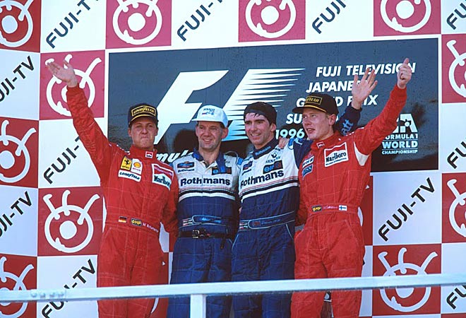 Michael Schumacher, Adrian Newey, jefe de diseo de Williams, Damon Hill y Mika Hakkinen. GP de Japn el 13 de octubre de 1996