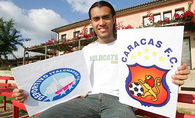 Antes de cruzar el charco, Arango dio sus primeros pasos como futbolista en varios equipos de su pas. Nueva Cdiz, Zulianos y Caracas disfrutaron de su magia.