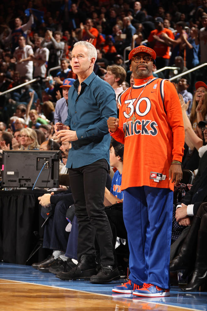 McEnroe y Spike Lee no pierden la ocasin de animar a sus Knicks