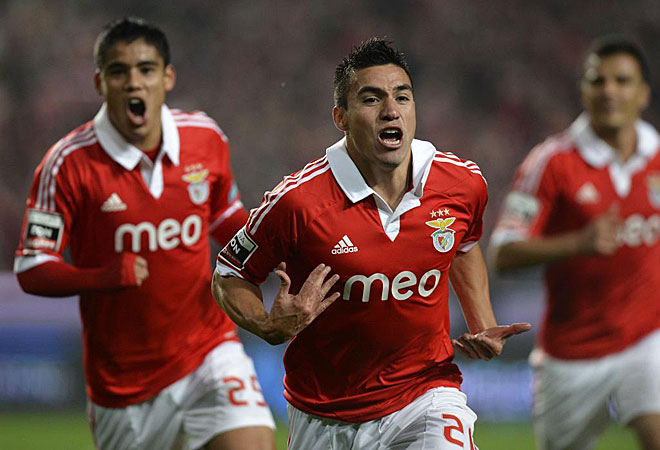 La conexión de los extremos argentinos del Benfica, Salvio y Gaitán, fue de lo más destacado en el equipo entrenado por Jorge Jesús. Gaitán aprovechó un mal rechace de Hélton para dejar el definitivo 2-2 en el marcador.