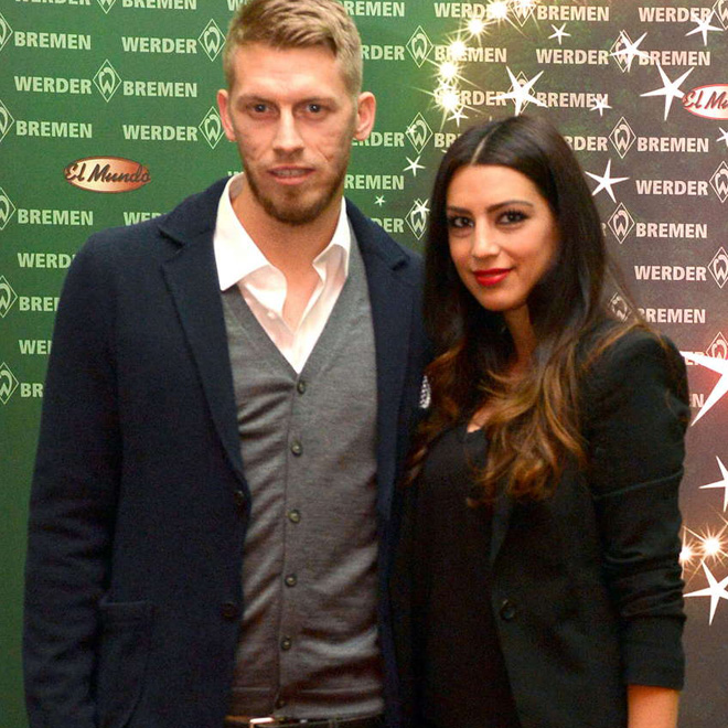 La estrella del Werder Bremen Aaron Hunt, tiene como novia a esta chica de 28 años.
