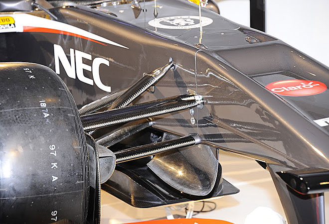 El nuevo monoplaza de Sauber fue presentado por Nico Hulkenberg y Esteban Gutirrez.