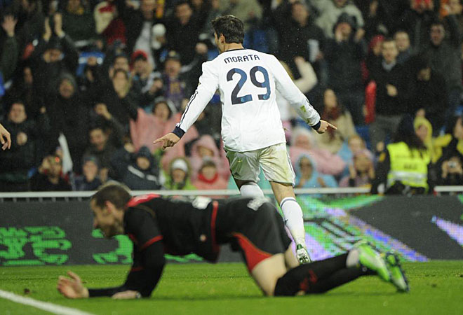El ''9' del Castilla abri el marcador para el Real Madrid en el minuto 3 de partido.