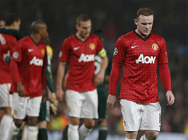 Rooney, cabizbajo tras la eliminacin del Manchester United.