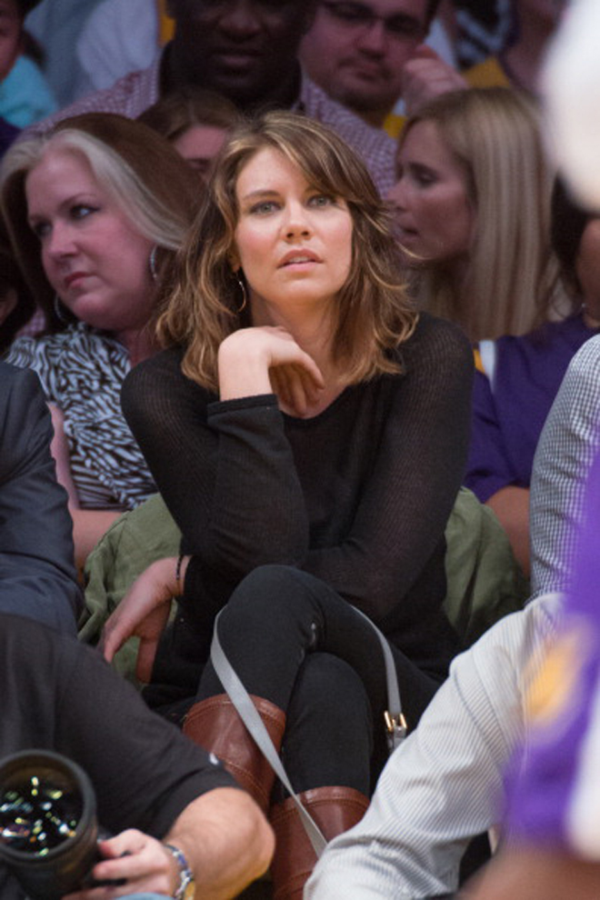 Las actrices a pie de pista del Staples o del mtico Forum forman parte de la historia e iconografa de los Lakers.