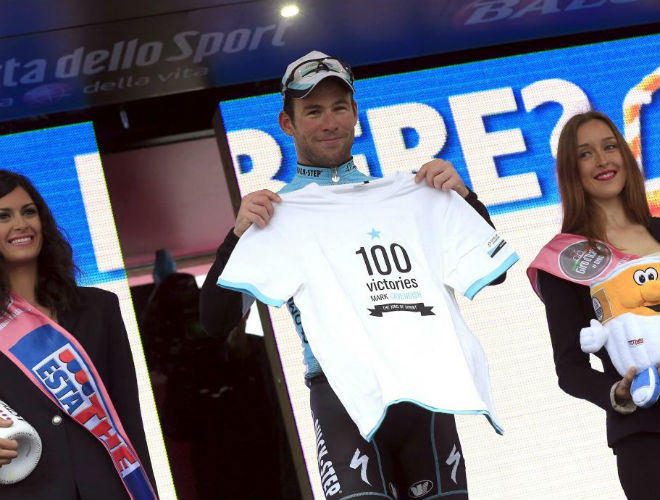 El britnico del Omega hizo historia en la 12 etapa del Giro al conseguir la victoria nmero 100 de su carrera profesional. Impresionante.
