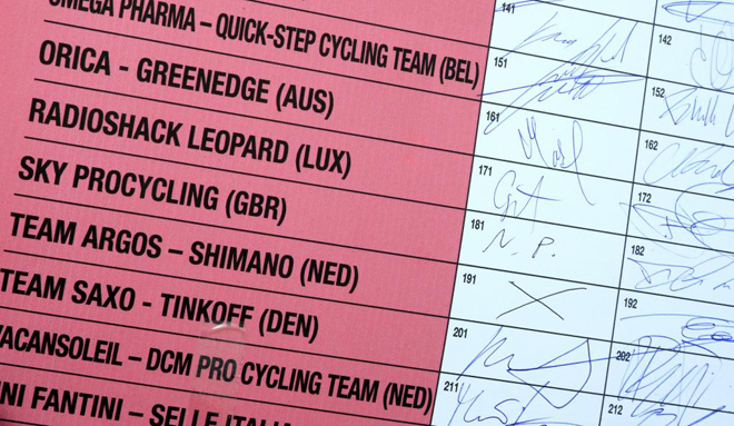 Mark Cavendish no para de demostrar que es el mejor esprinter del mundo y ya suma cuatro victorias en el Giro tras imponerse en la etapa ms larga de la presente edicin, de 254 kilmetros entre Busseto y Cherasco. El italiano Vincenzo Nibali mantuvo la maglia rosa.